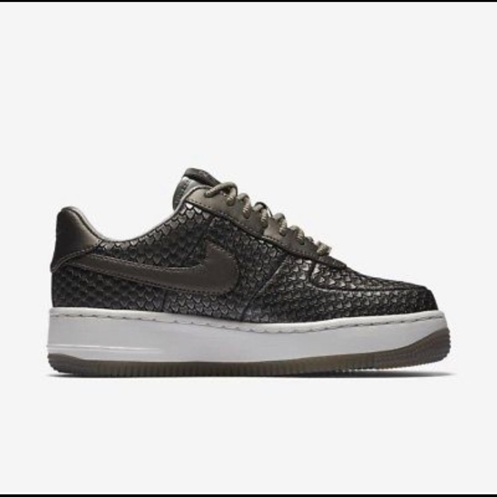 Nike AIR force 1 premium upstep size 7.5